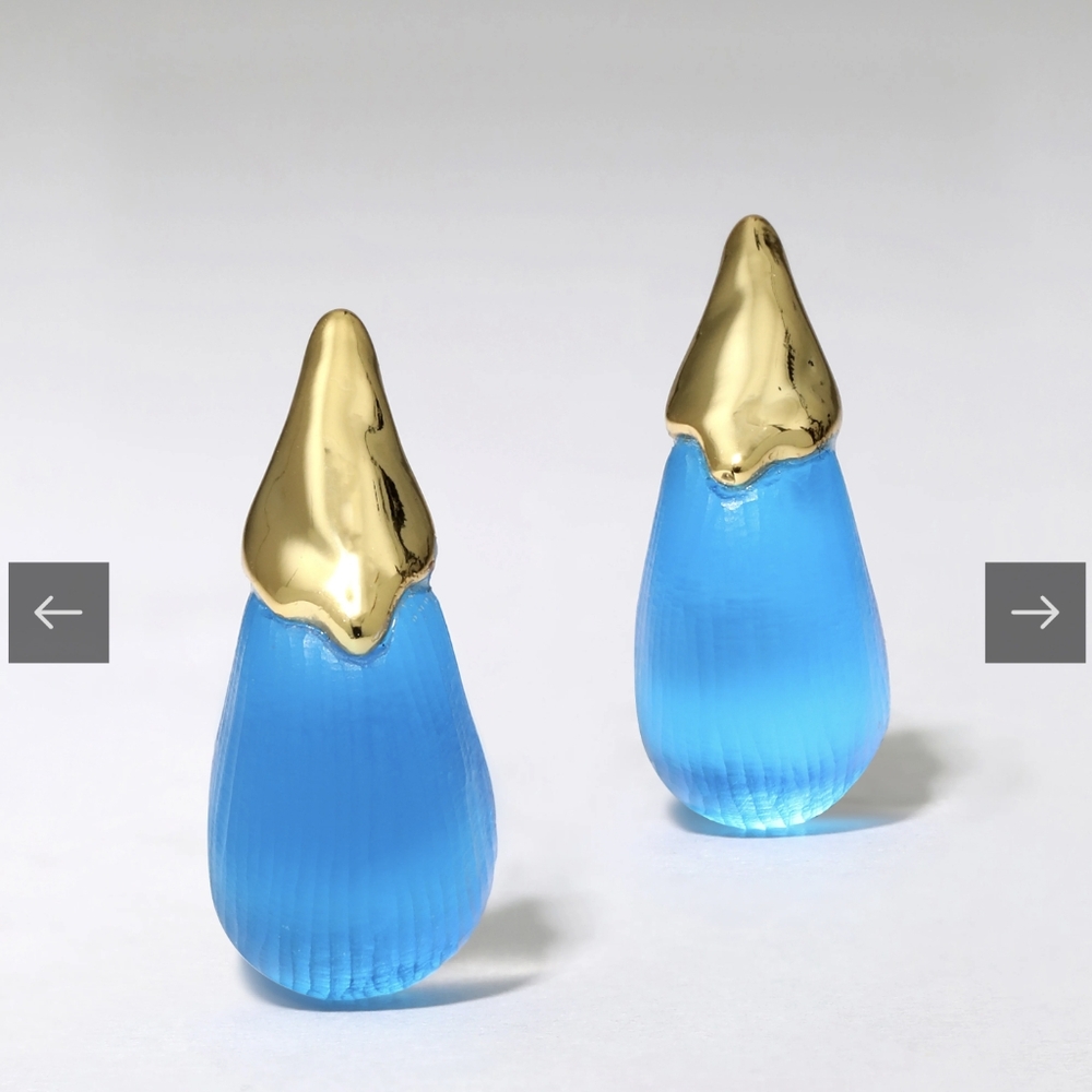 Alexis Bittar lucite earrings. Luminous Lucite Arched Small Post Earring- Cerule